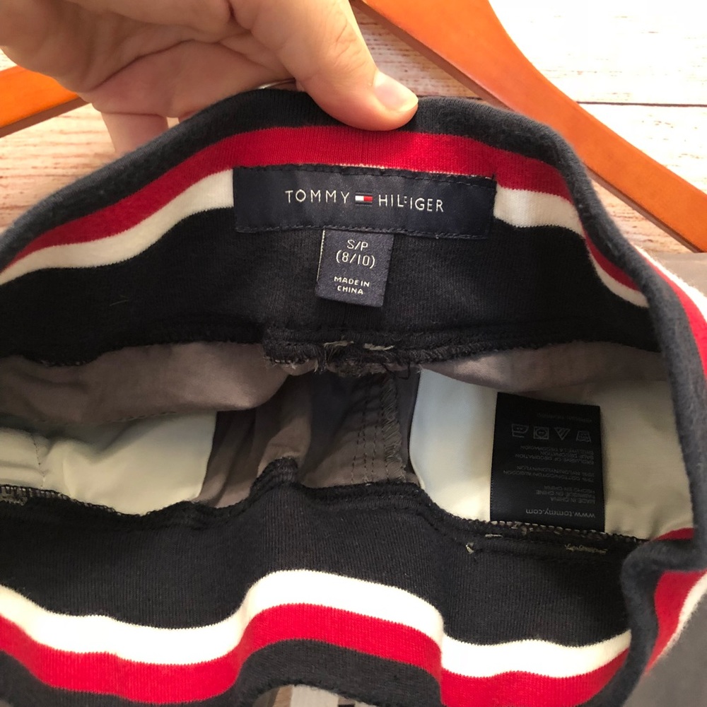 Tommy Hilfiger Boys Shorts Small 8/10 - Picture 6 of 6